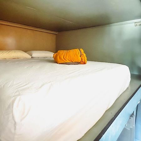 Arch Dormitorio Cenang ปันไตเจอนัง ภายนอก รูปภาพ