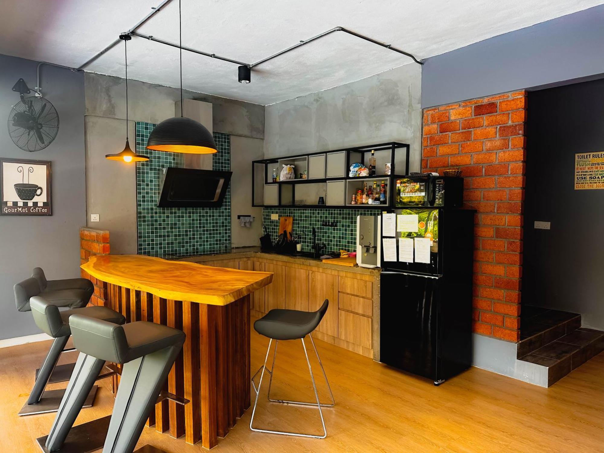 Arch Dormitorio Cenang ปันไตเจอนัง ภายนอก รูปภาพ