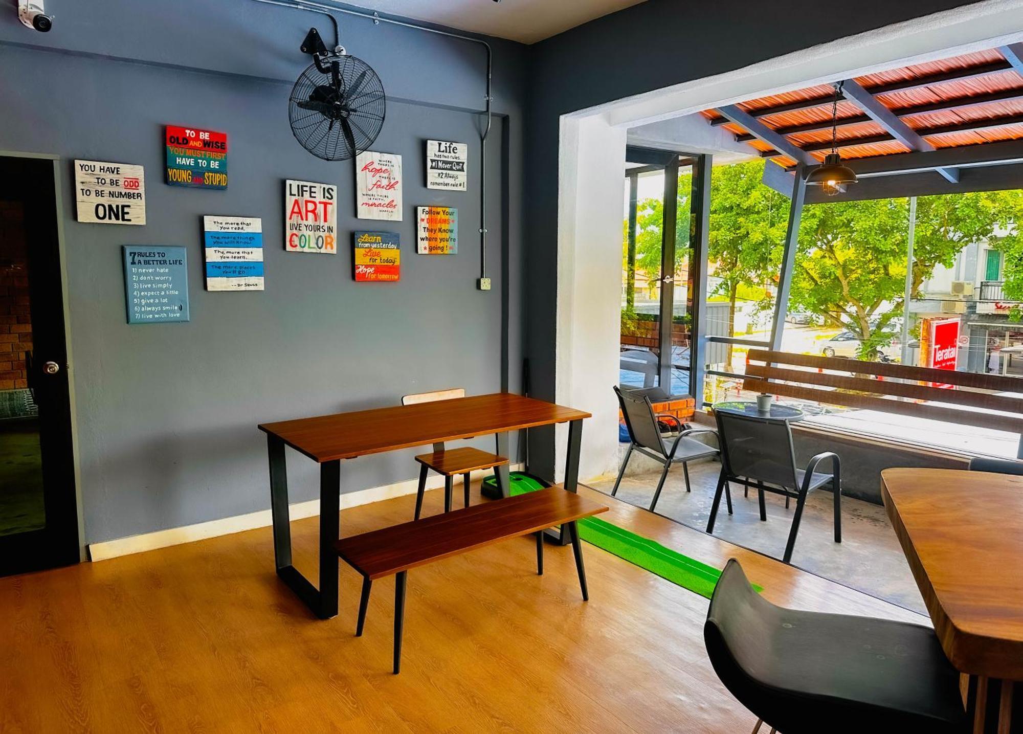 Arch Dormitorio Cenang ปันไตเจอนัง ภายนอก รูปภาพ