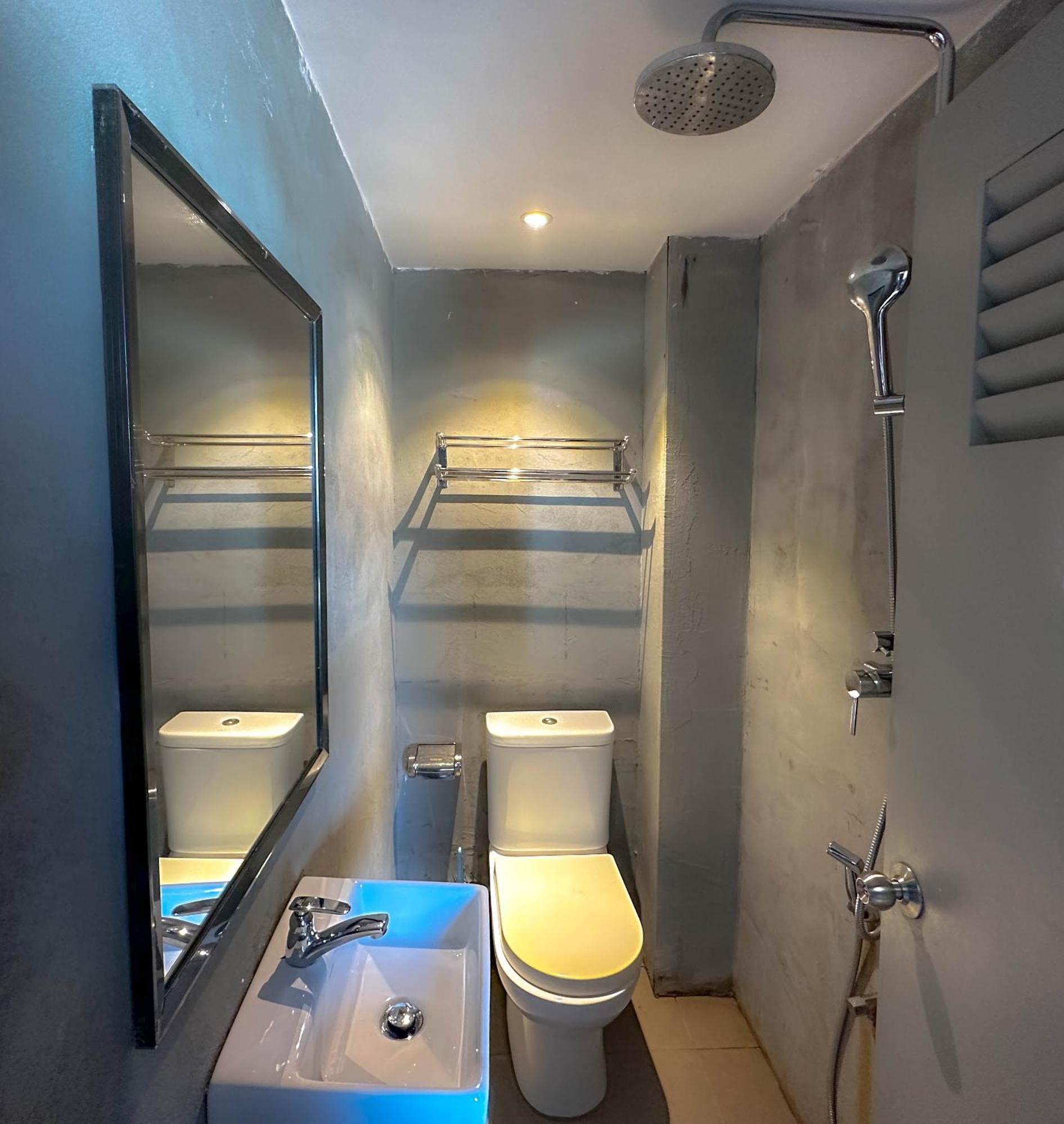 Arch Dormitorio Cenang ปันไตเจอนัง ภายนอก รูปภาพ