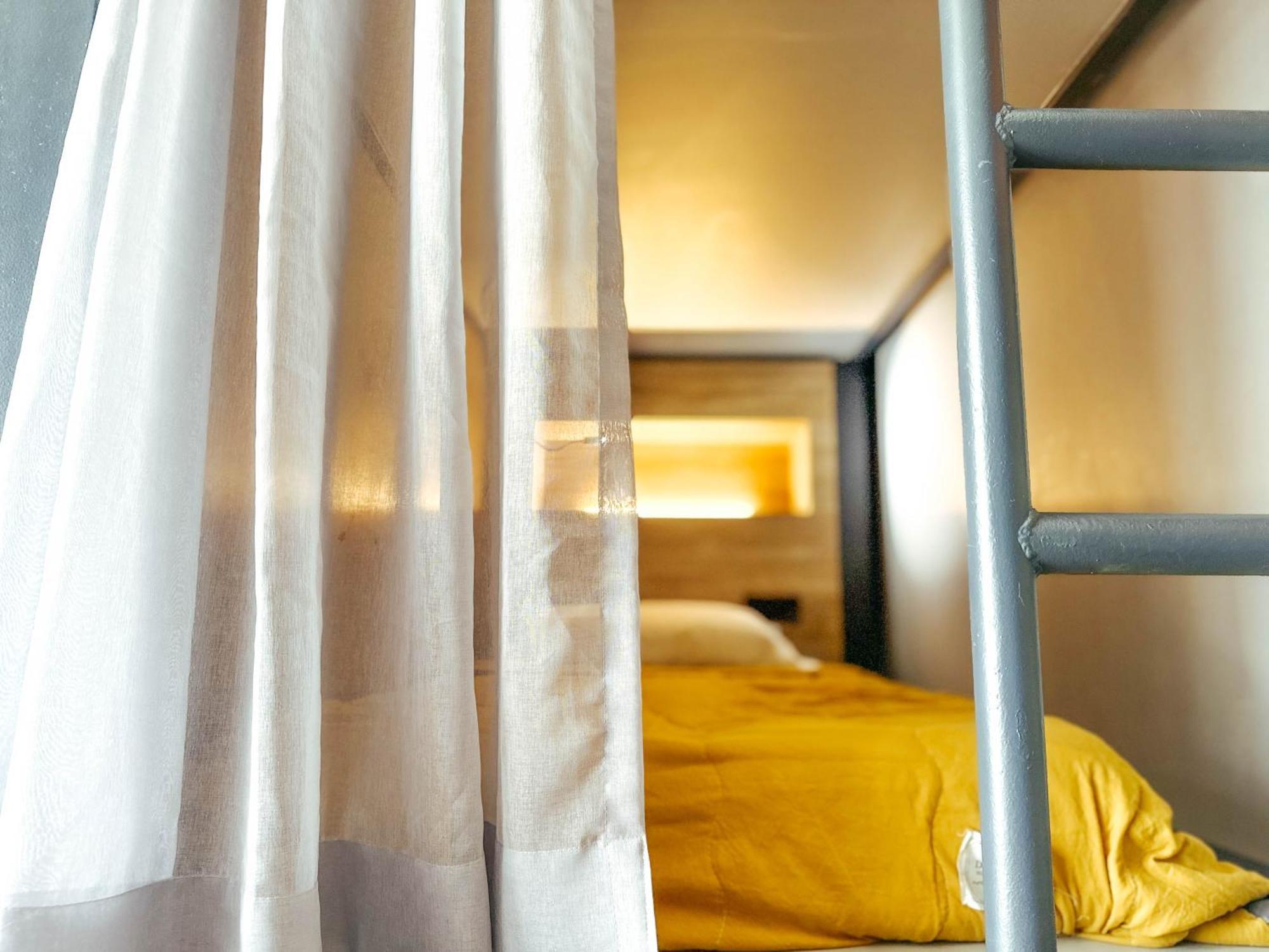 Arch Dormitorio Cenang ปันไตเจอนัง ภายนอก รูปภาพ