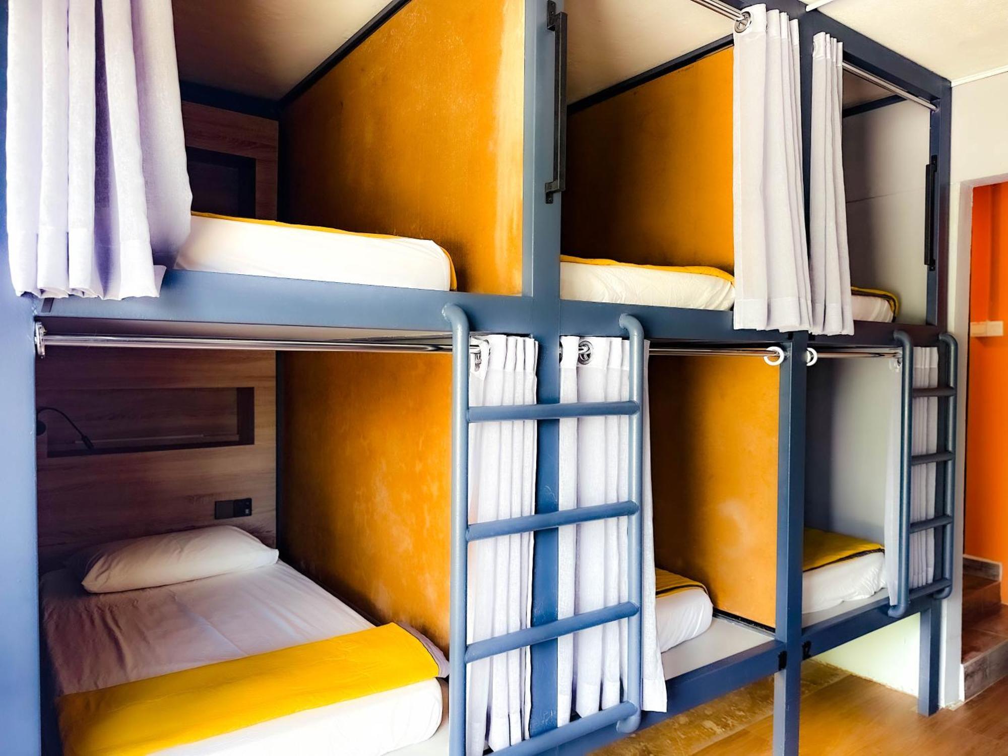 Arch Dormitorio Cenang ปันไตเจอนัง ภายนอก รูปภาพ