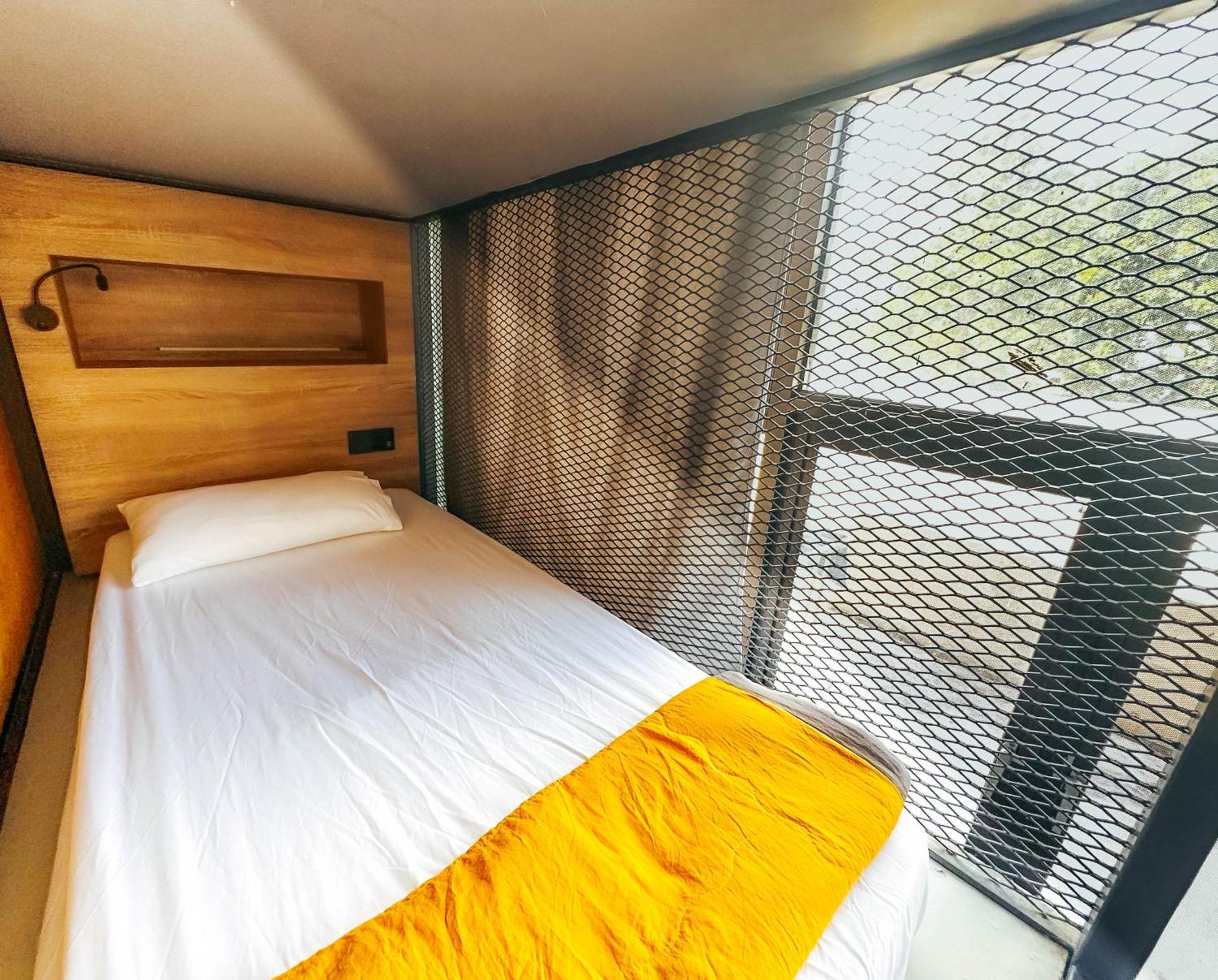 Arch Dormitorio Cenang ปันไตเจอนัง ภายนอก รูปภาพ